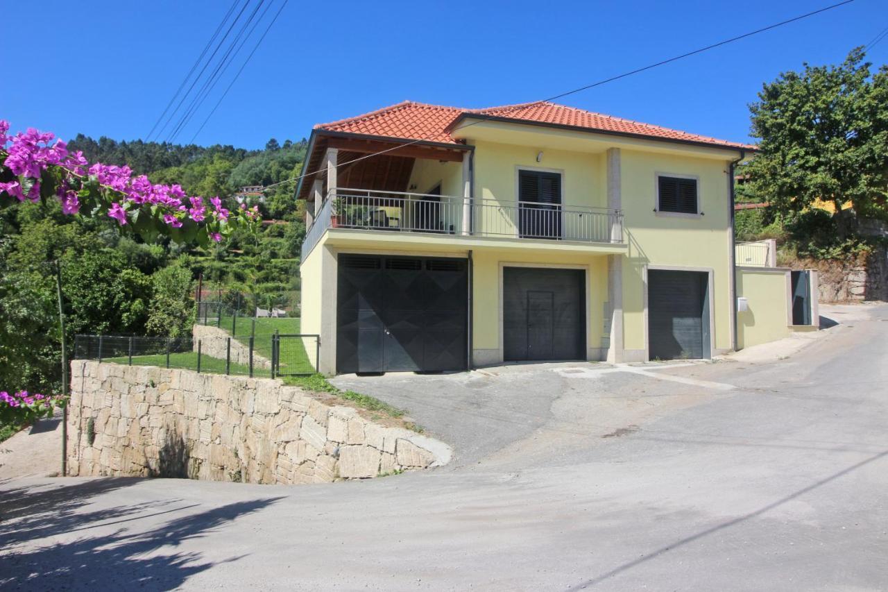 Casa Dos Henriques Geres By Geres Casas Villa ภายนอก รูปภาพ